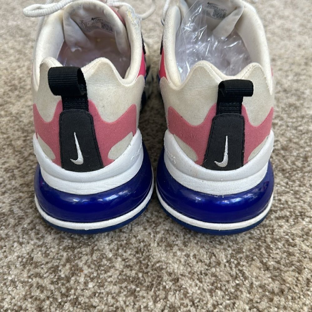 Nike Air Max 270 React W - Summit White/Cosmic Sneakers 9 - Picture 3 of 6